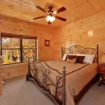 Finders Keepers Holiday Home