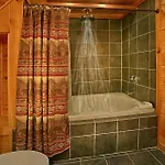 Basswood Lodge Holiday Home