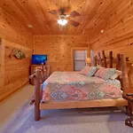 Misty Mountain Lodge Holiday Home