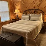 Misty Mountain Cabin