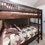 Gatlinburg Village - Three Bedroom Condo - 102