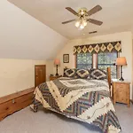 Mountain Charm- Three-Bedroom Cabin