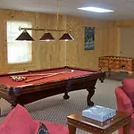 Elkhorn Lodge- Three-Bedroom Cabin