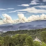 Bears Den In The Sky Condo Less Than 4 Mi To Gatlinburg
