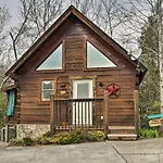 Two Hearts Gatlinburg Cabin With Hot Tub, Amenities