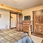 Mountain-View Gatlinburg Cabin With Private Hot Tub!