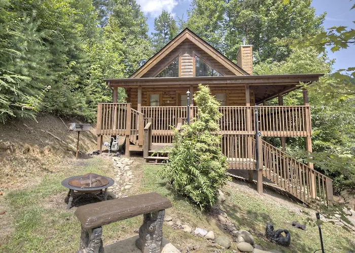 Cupid\'S Hideaway - Convenient To Downtown Gatlinburg And The National Park! Cabin