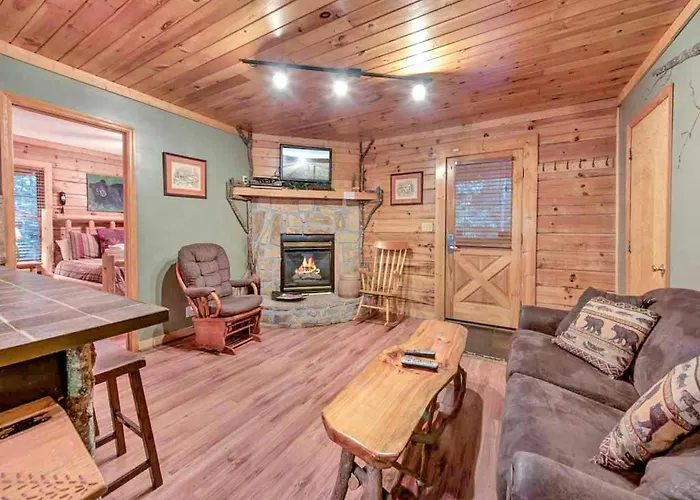 Magical Moments, 1 Bedroom, Sleeps 6, Arcade, Foosball, Walk To Pool