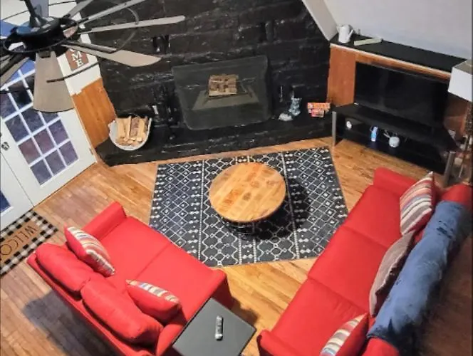 **Special Rate** Peaceful Cabin With Gameroom Near Downtown Gatlinburg