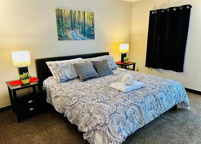 Cozy Apt For A Peaceful Getaway