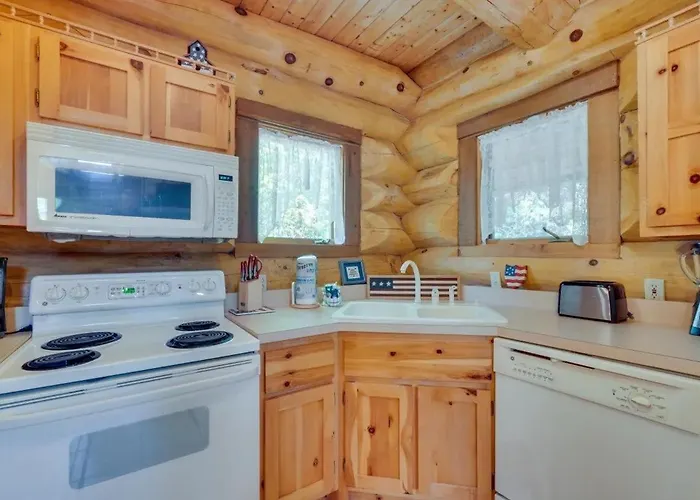 American Views Cabin