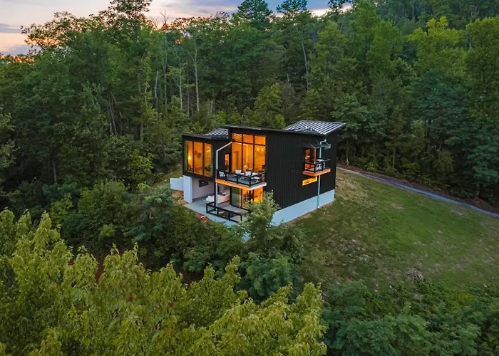 Vayhaus Gatlinburg