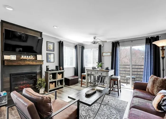 New- Lovely 2-Bdr2Bath Gatlinburg Condo With Resort Indoor Pool Hot Tub Wi-Fi, Great Location