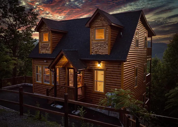 Mountain View, Indoor Pool, Luxury Cabin, Bears