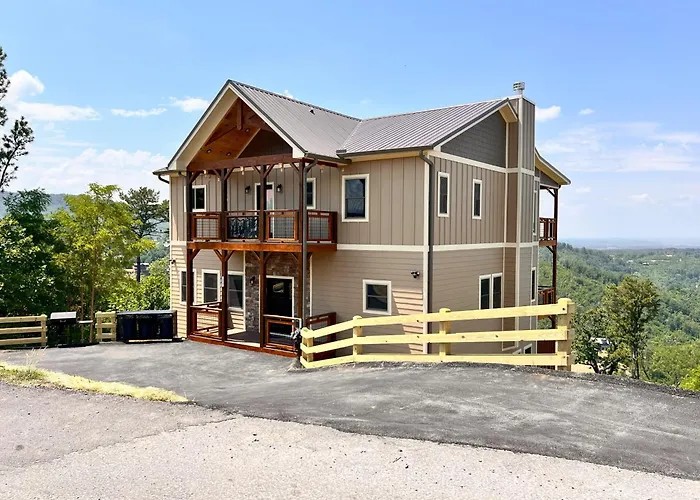 Luxury 4 Bdr, Breathtaking Views, Theater, Evc