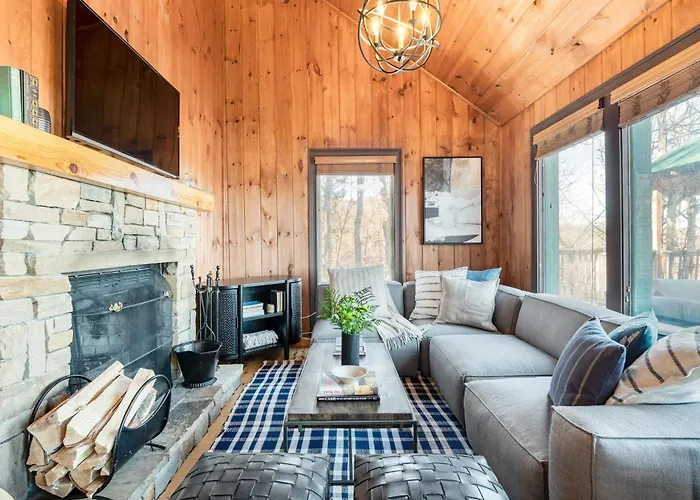 Fontana By Avantstay Gorgeous Mountain Cabin W Views Hot Tub Game Room