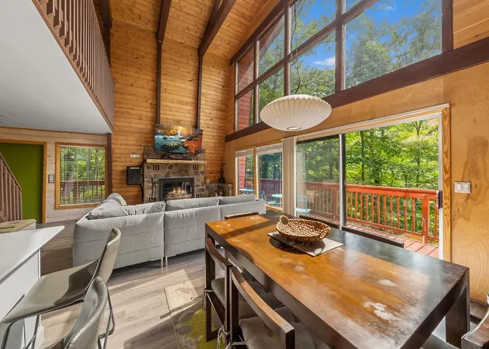 Treetops Chalet - 3Bd/2Bt Boutique Cabin W/Mt Leconte Views In Gatlinburg