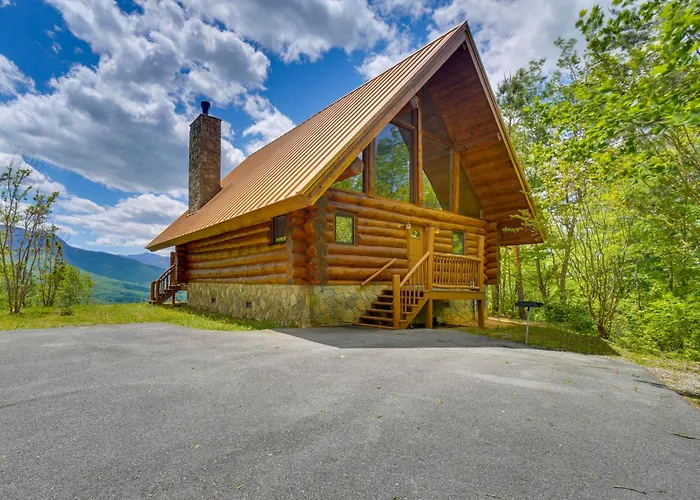 Gatlinburg Cabin With Hot Tub About 11 Miles To Downtown