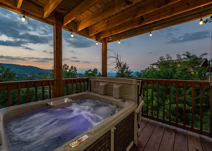 Red Roof Chalet Of The Smokies