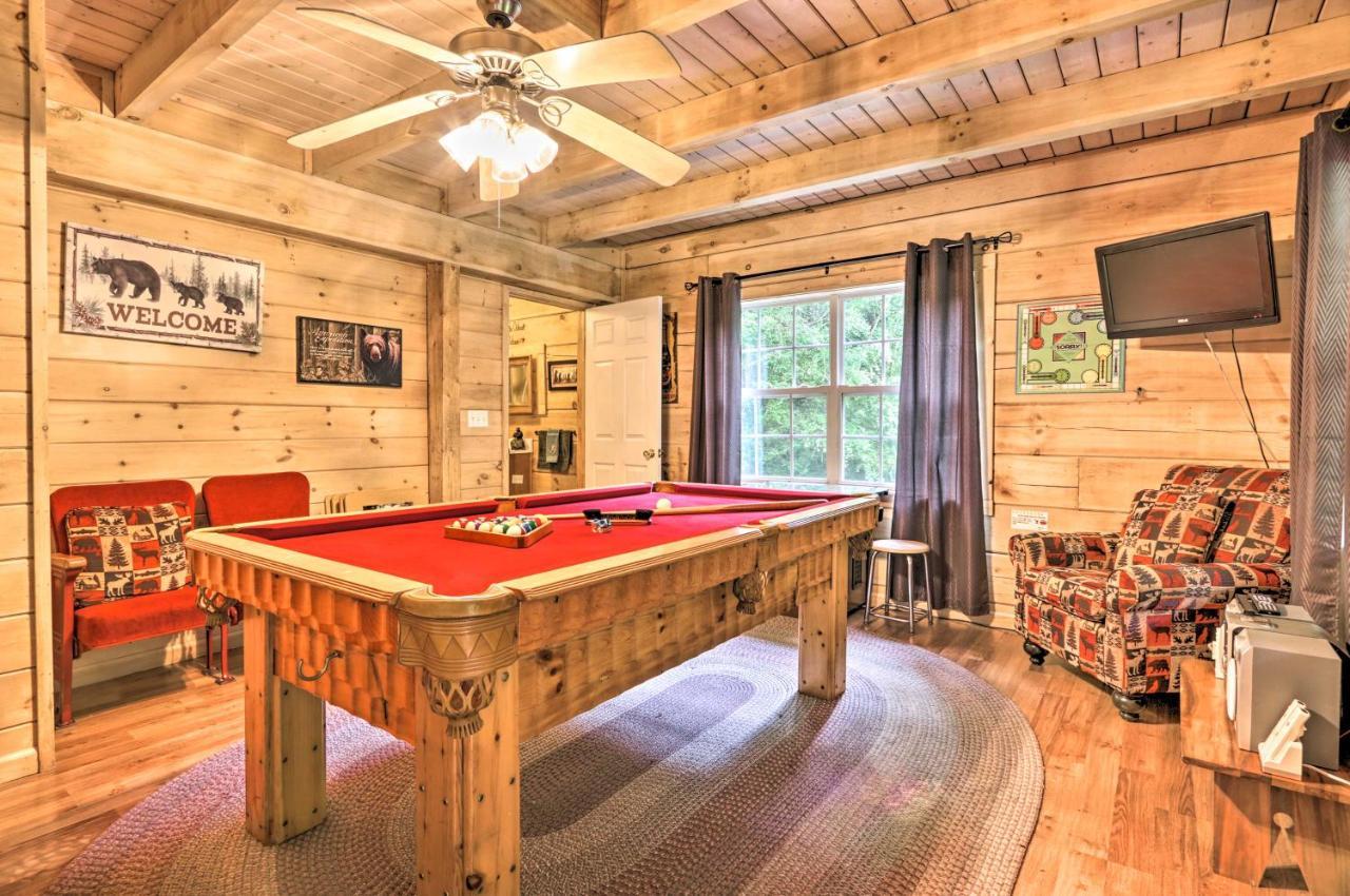 Cabin In The Woods With Hot Tub, Fire Pit Gatlinburg