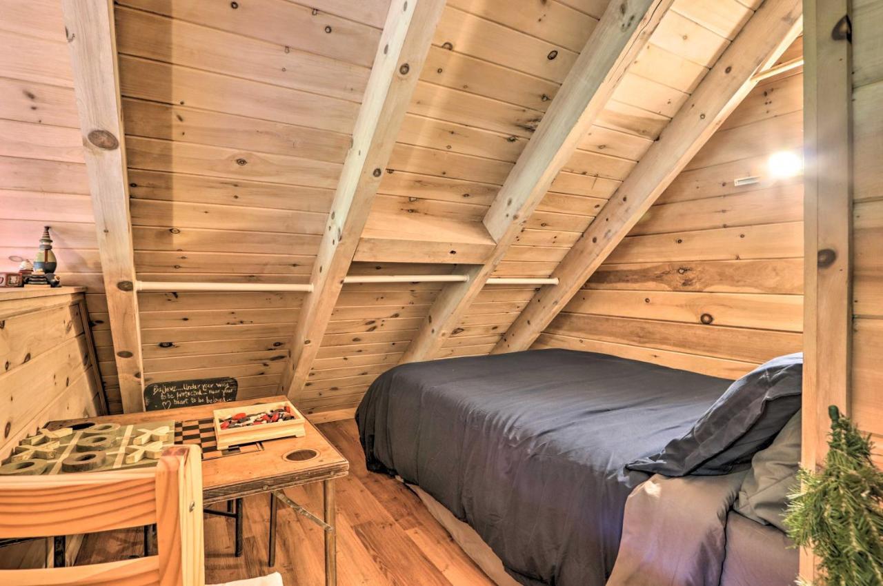 Cabin In The Woods With Hot Tub, Fire Pit