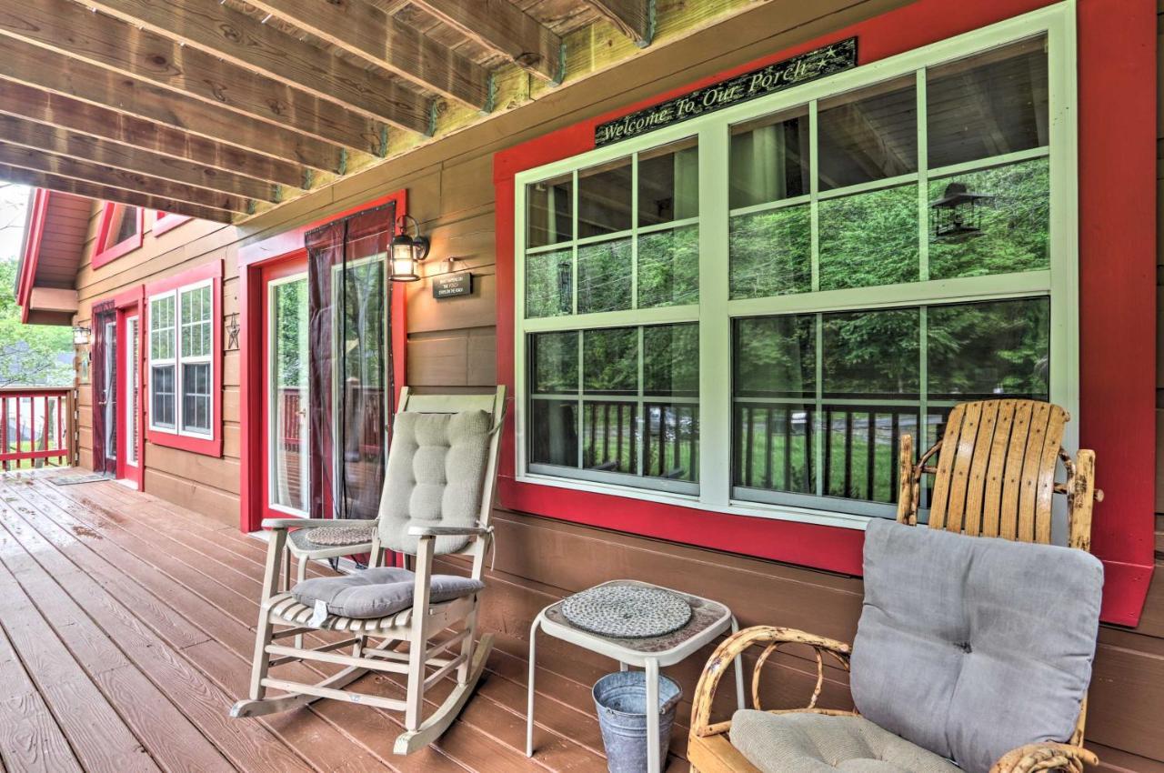 Cabin In The Woods With Hot Tub, Fire Pit * Gatlinburg