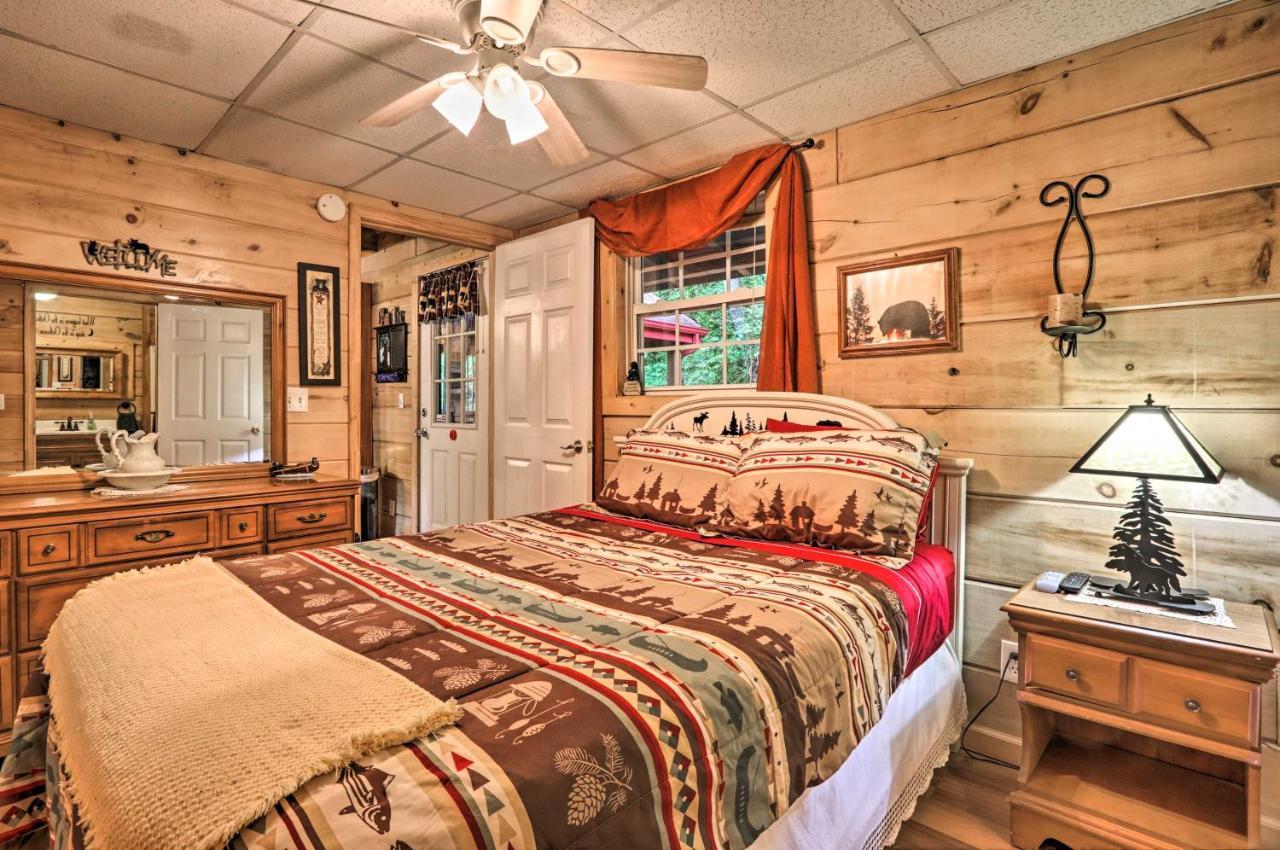 Cabin In The Woods With Hot Tub, Fire Pit Holiday home *