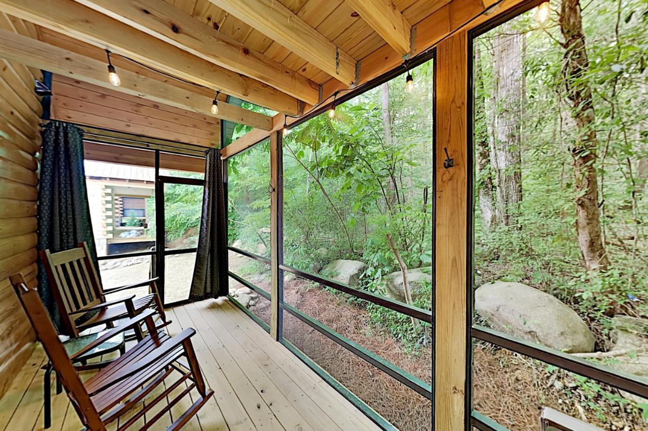 Appalachian Starr: New Cabin W/ Pools & Hot Tub Cabin Holiday home Gatlinburg