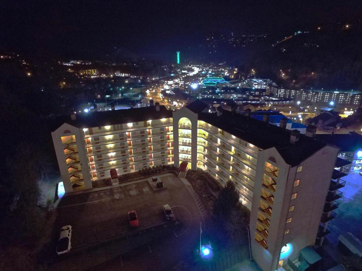 Chateau 304 *