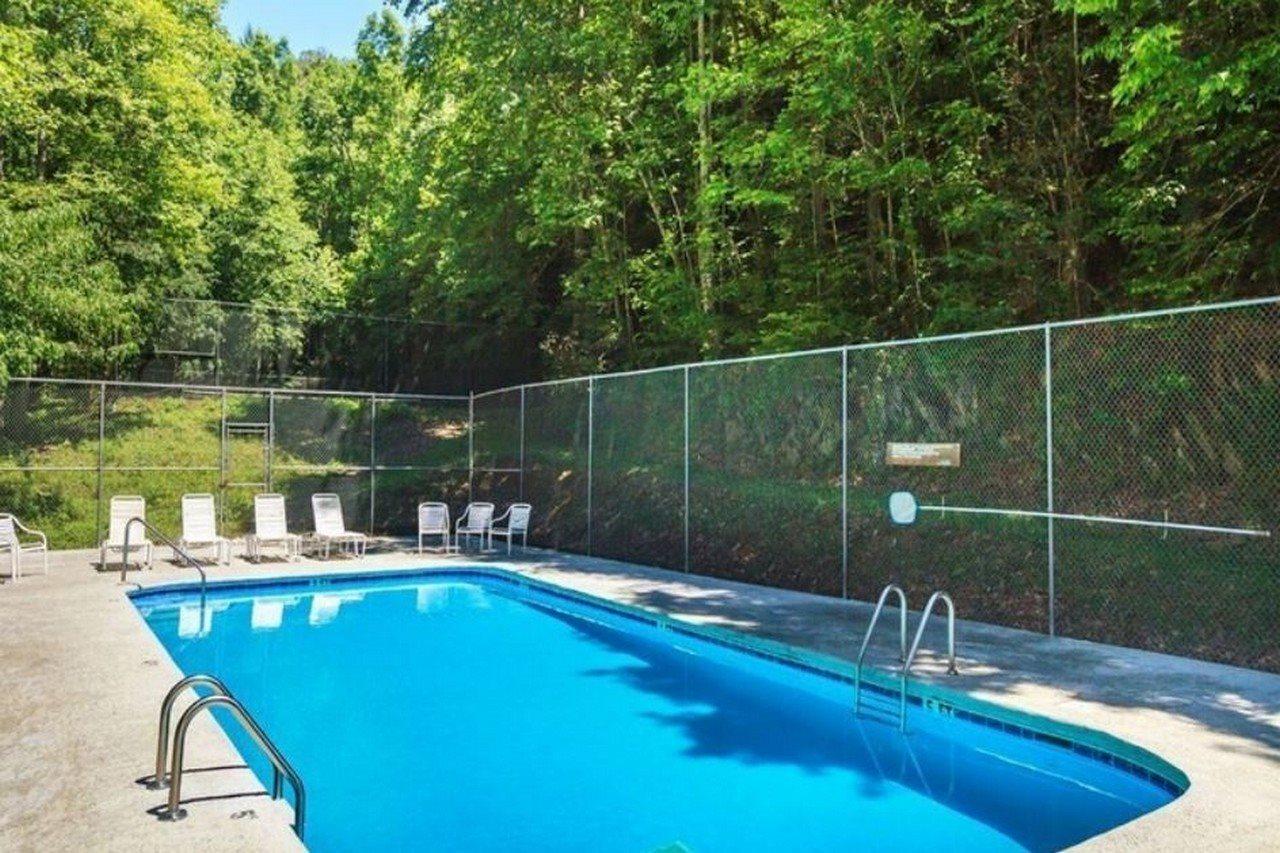 High Cotton 3 Bedroom With Hot Tub *