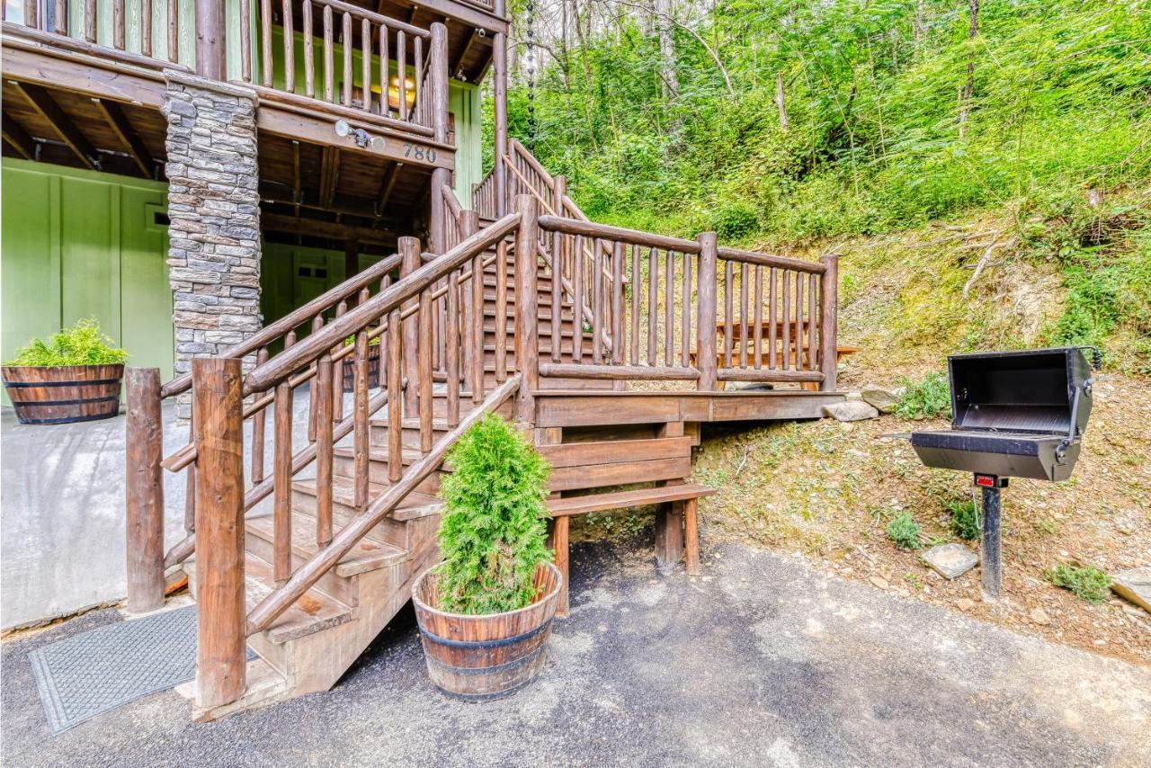 The Grand Fir Chalet Gatlinburg