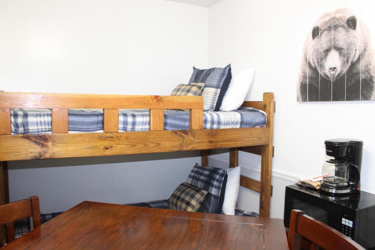 Oak Square 210 Apartment