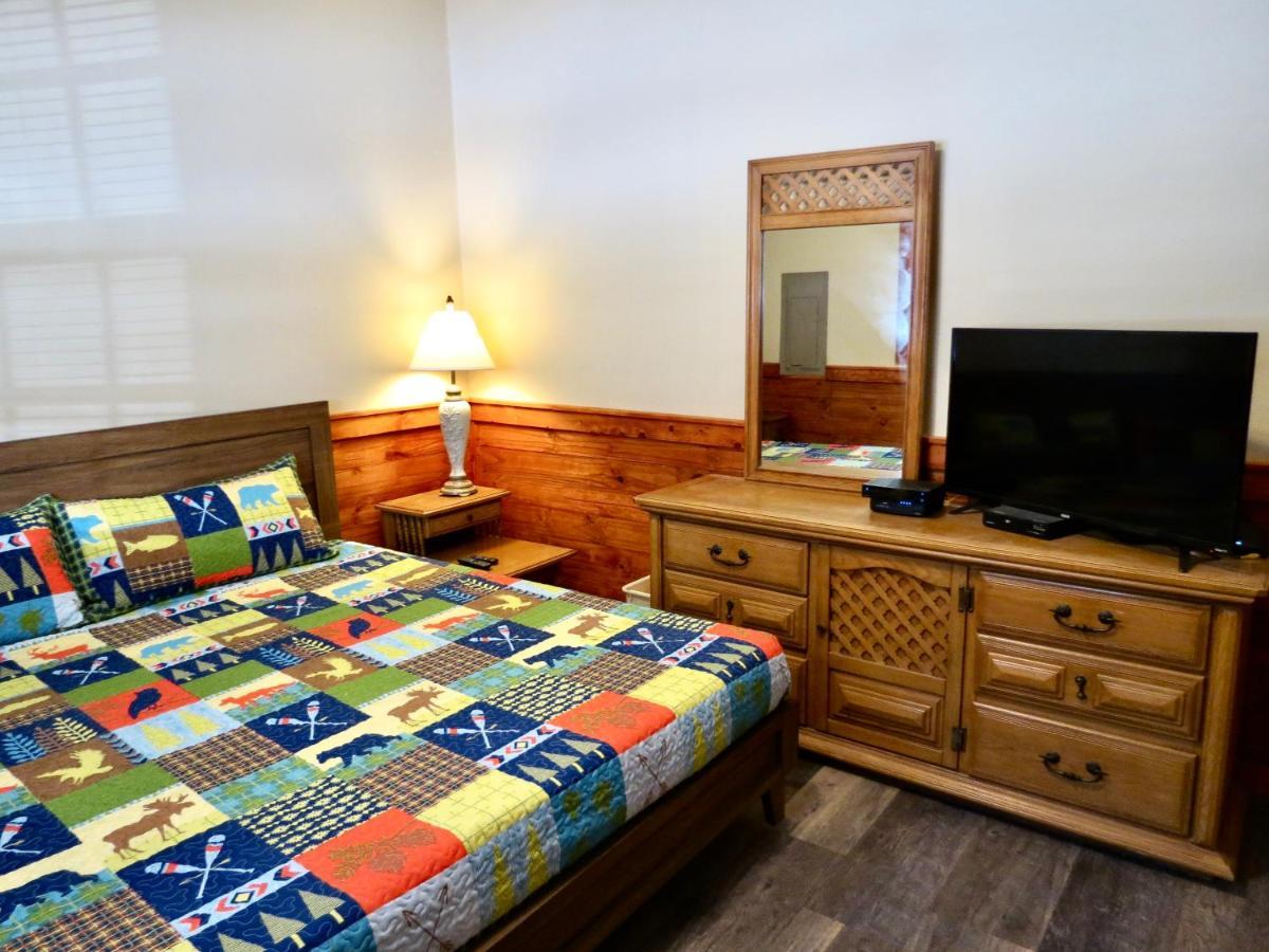 Million Dollar Views! 4 Bedroom, Sleeps 9, Close To National Park And 5 Mi To Gatlinburg! * Gatlinburg