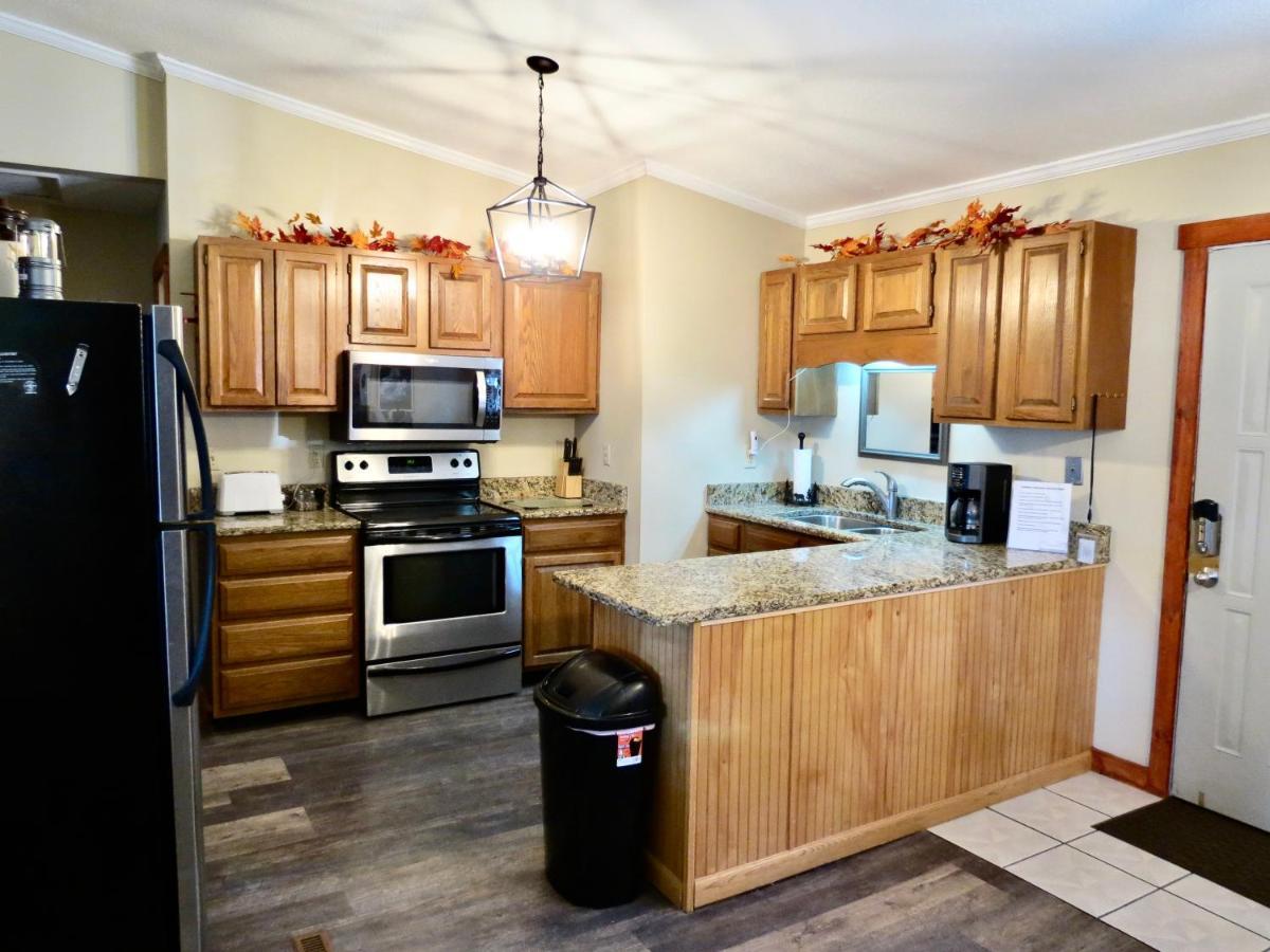 Million Dollar Views! 4 Bedroom, Sleeps 9, Close To National Park And 5 Mi To Gatlinburg! Chalet *