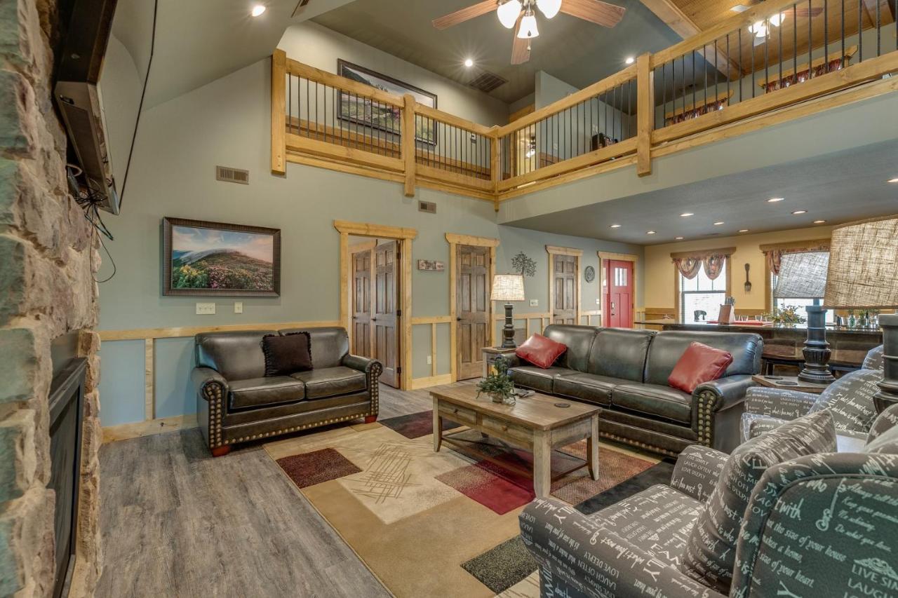Marco Polo * Gatlinburg