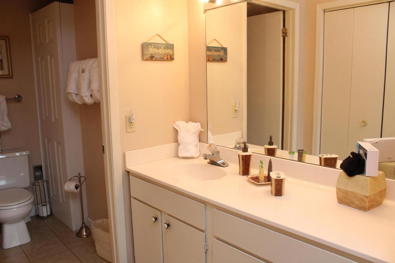 Apartment Chateau 302 *