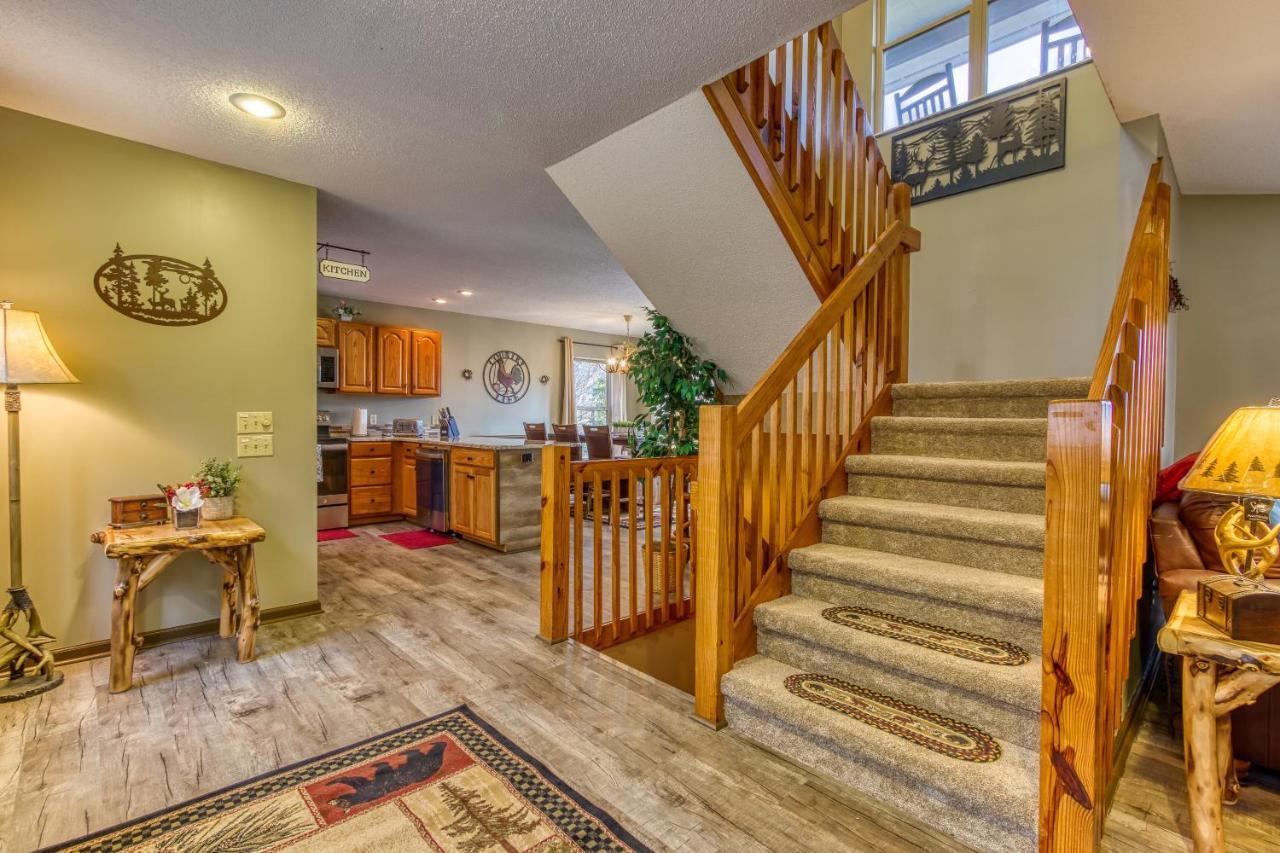 Tree Tops Retreat: Luxury Mountain With Hot Tub And Bear Sightings * Gatlinburg