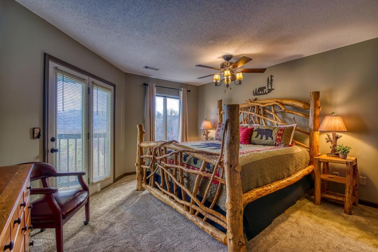 Tree Tops Retreat: Luxury Mountain With Hot Tub And Bear Sightings