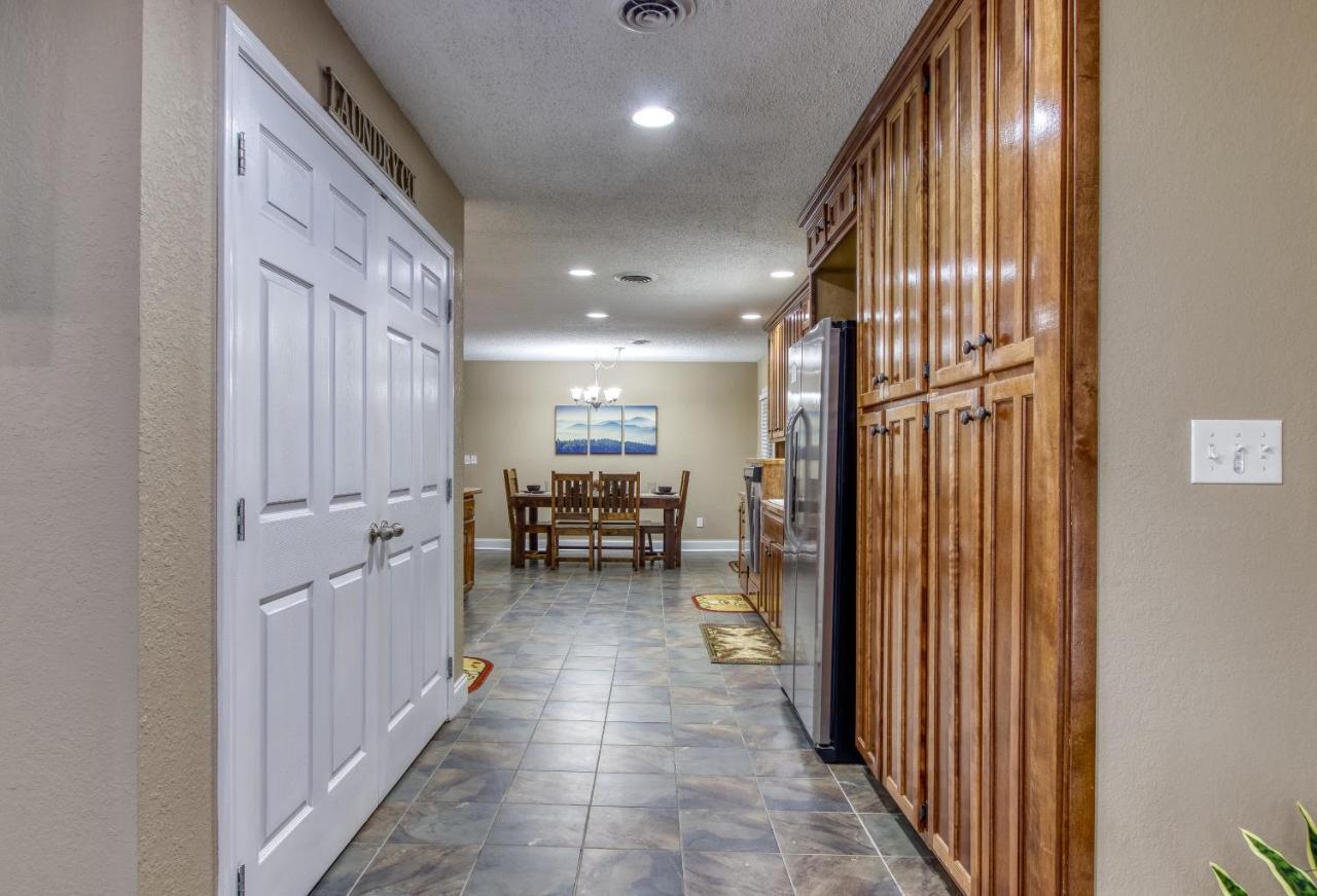 Chalet Hidden Memories, Hot Tub, 1089 Of Free Attraction Tickets For Each Paid Day, Dollywood And Gatlinburg