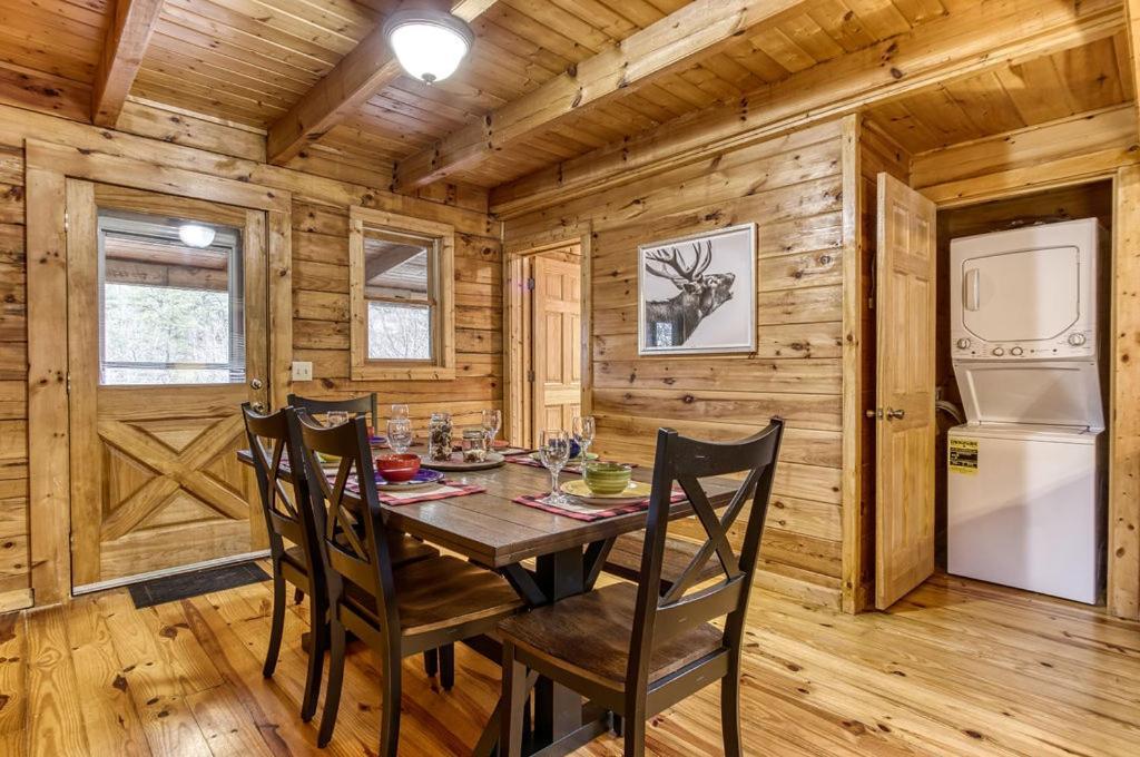 Holiday home Bucky's Bungalow, Hot Tub, 1089 Of Free Attraction Tickets For Each Paid Day, Dollywood And More!