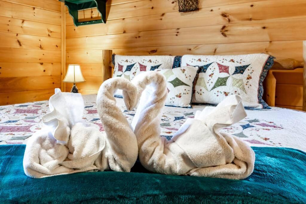 Holiday home Amazing Views! Hot Tub,pool Table,fireplace,relax! *