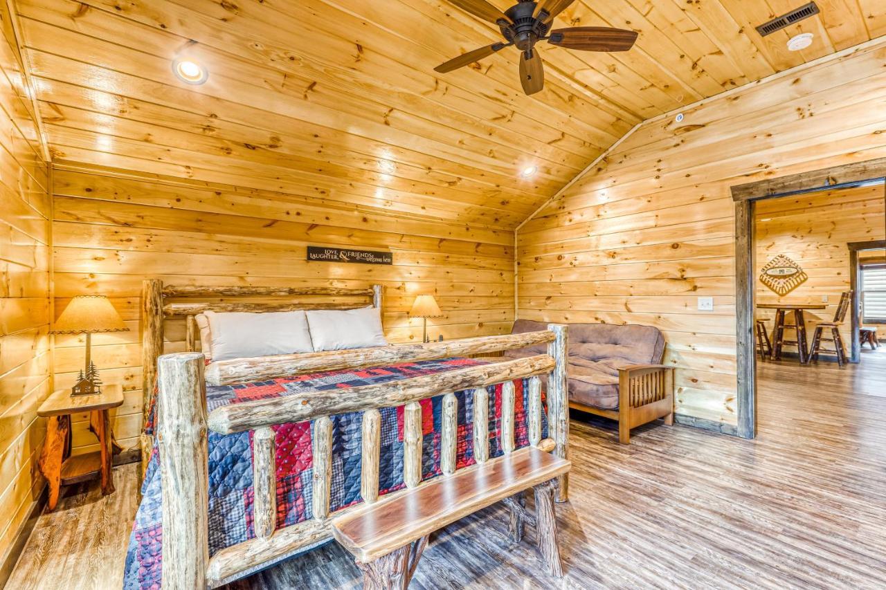 The Great Dogwood Manor Gatlinburg