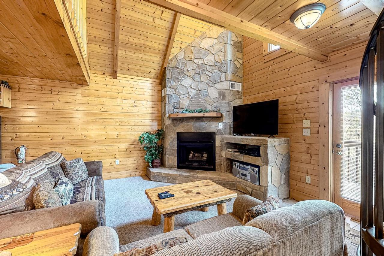 Daa Bear's Apartment *