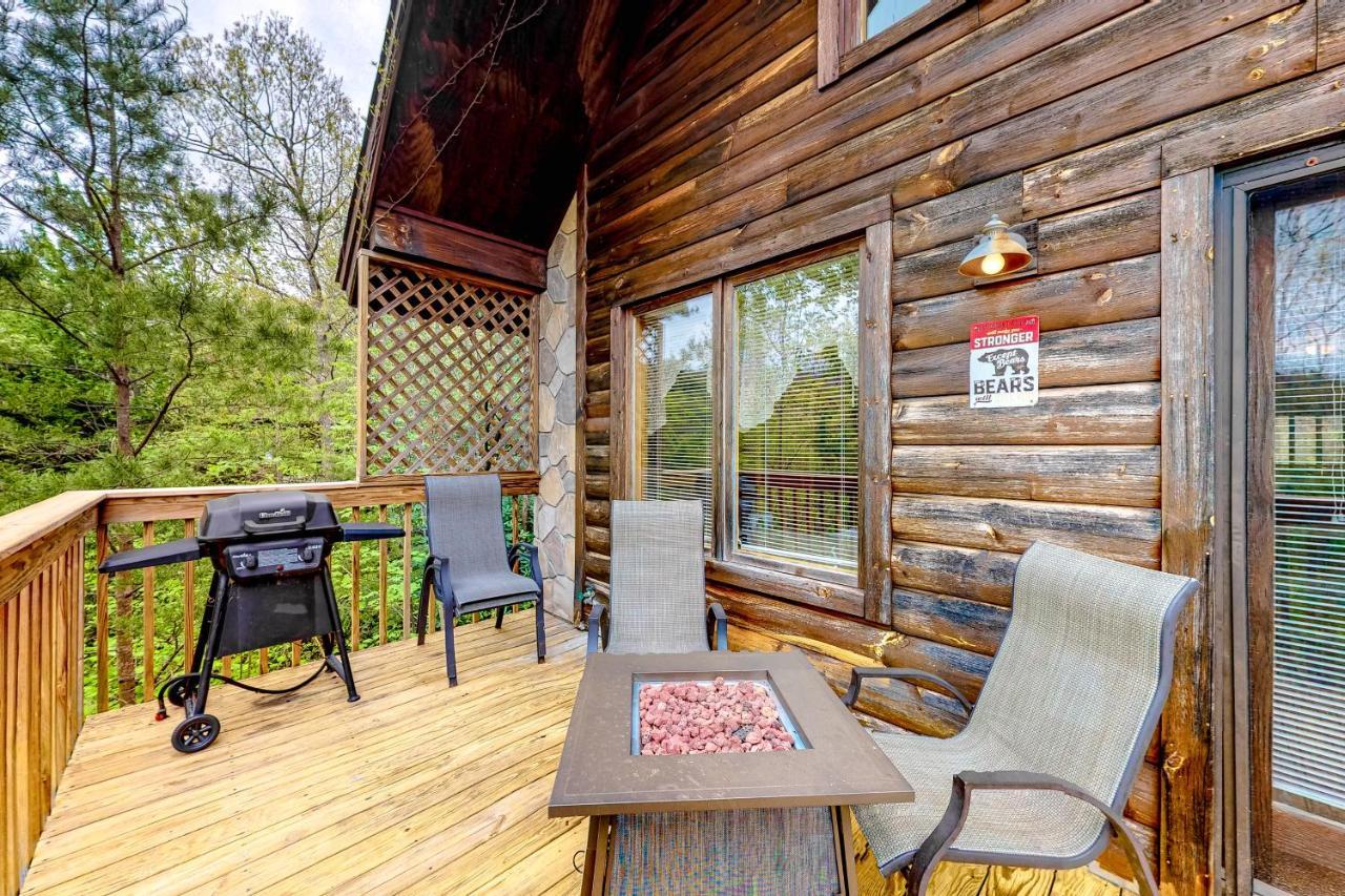 Daa Bear's Apartment Gatlinburg