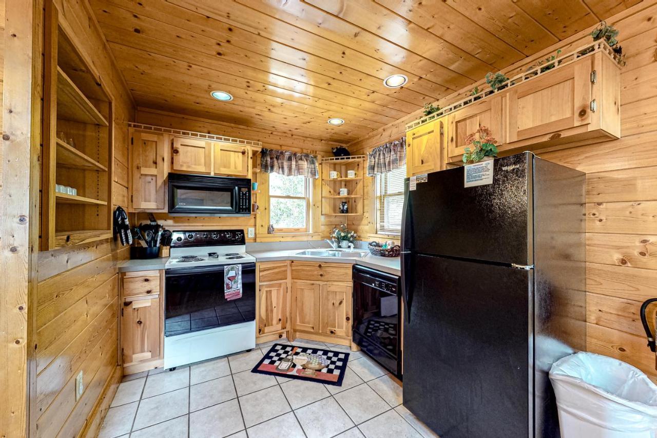 Daa Bear's Apartment *