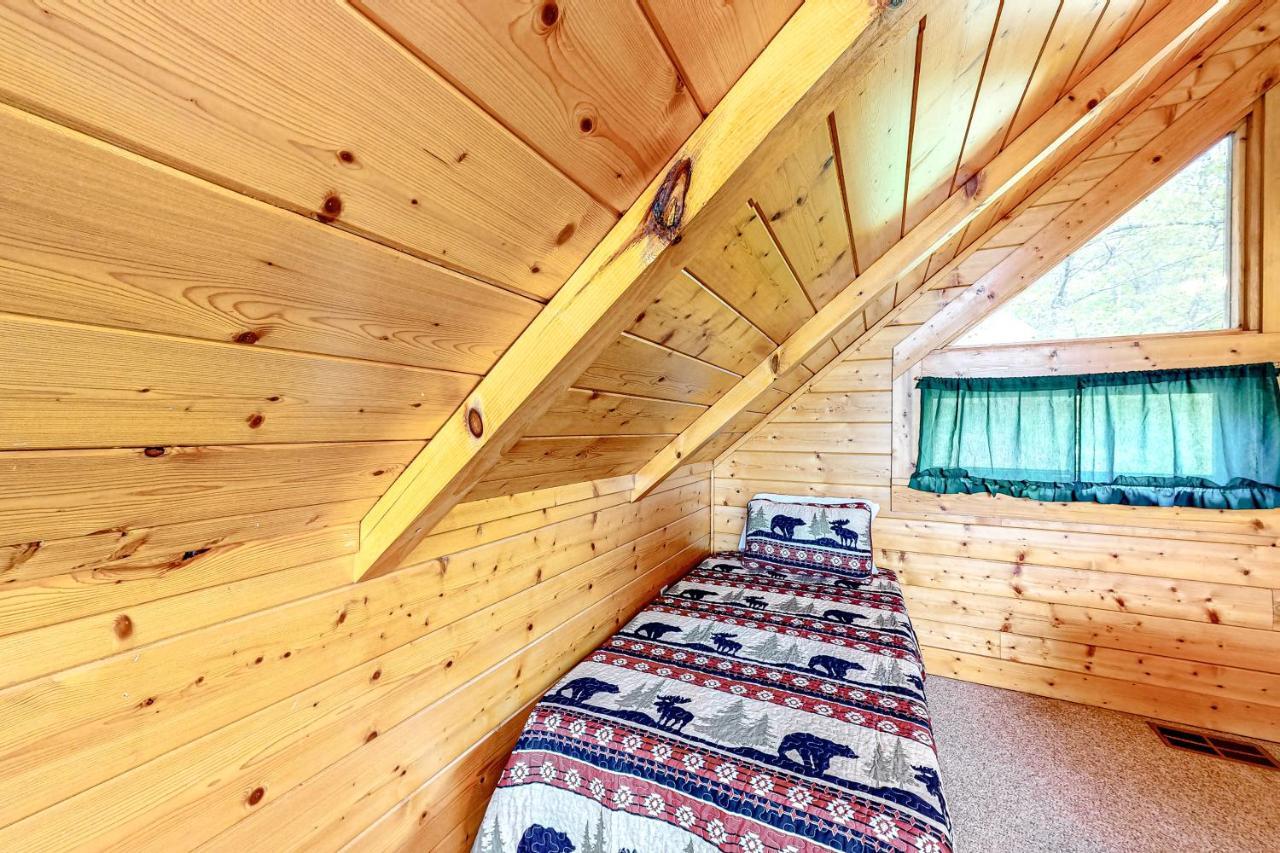 Daa Bear's Apartment