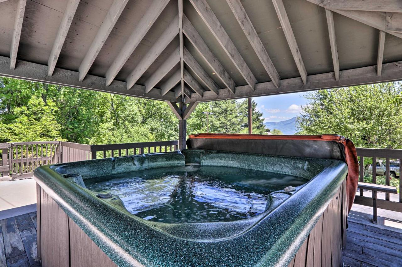 Apartment With Pool And Grill Access About 4 Mi To Gatlinburg! Gatlinburg