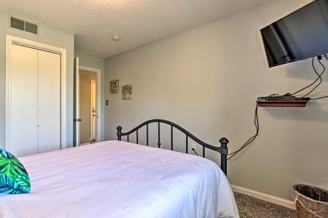 With Pool And Grill Access About 4 Mi To Gatlinburg! Apartment Gatlinburg