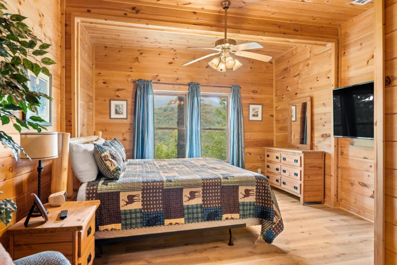 Mountain View 5 Bdrm Near Downtown Arts Gatlinburg
