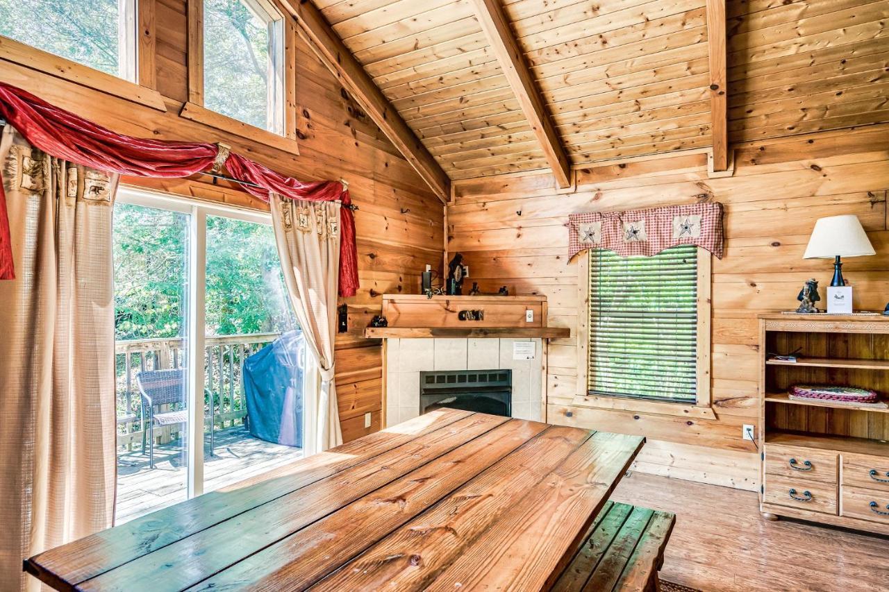 Mama Bear's Moonshine Ridge Chalet